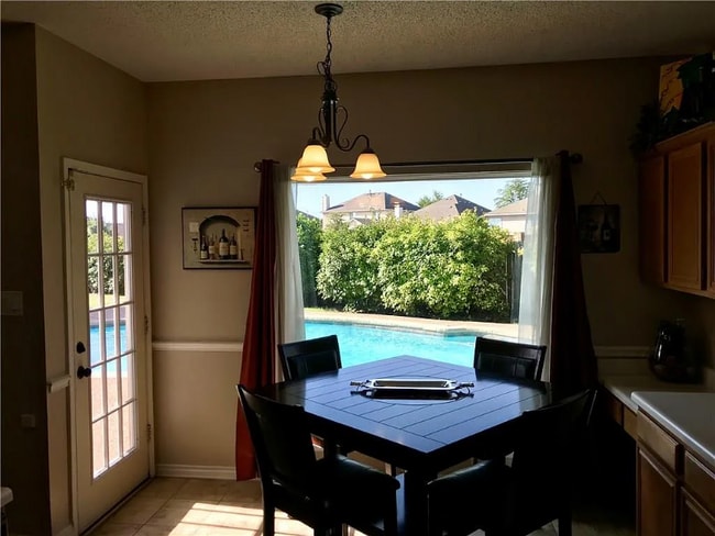Photo - 10605 Bachman Dr
