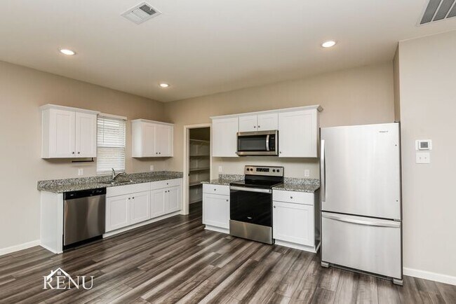 1309 Escondido Dr