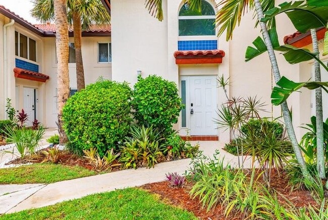 Photo - 380 NW 67th St