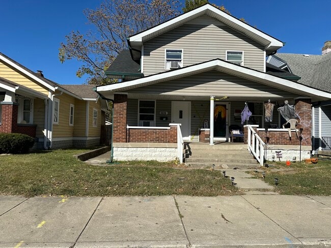 Building Photo - 5028 E New York St Unit 5028