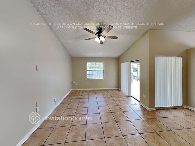 Photo - 13960 Beechwood Ct