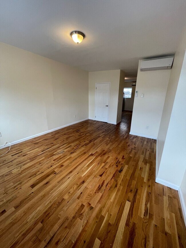 Photo - 202 Broadway Unit 1