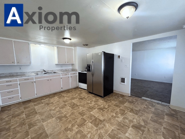 346 W. Lovejoy-2