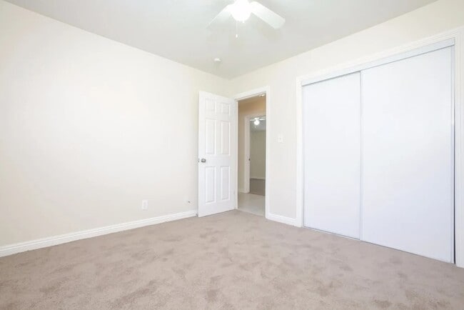 Photo - 363 Bard St