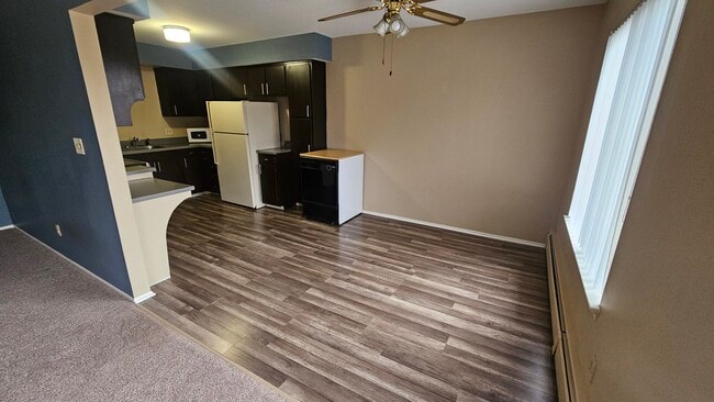 Photo - 115 Campbell St