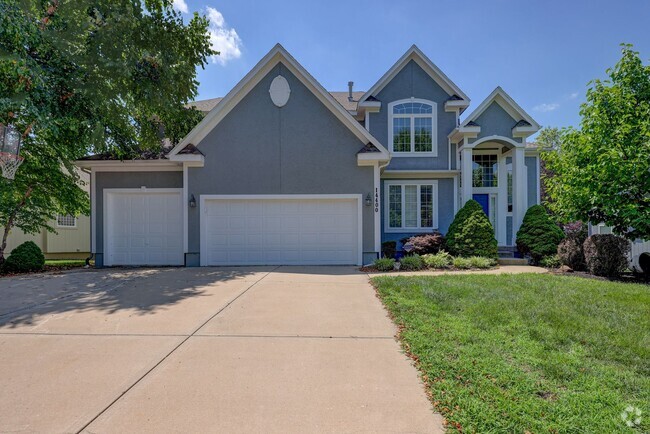 Building Photo - {14400} Somerset Brooke + Beautifully Upda... Rental