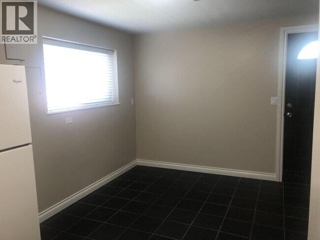 Photo - 21XX W 49th Ave