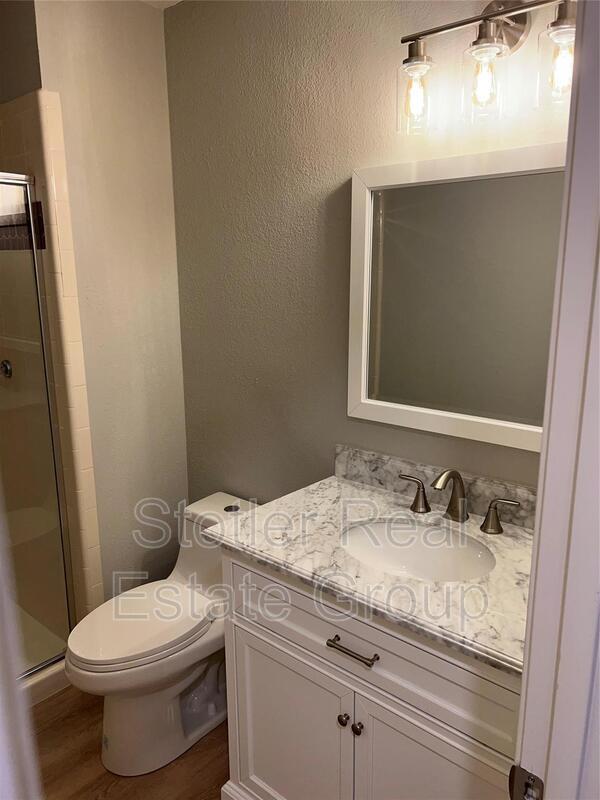 Photo - 829 Ash Grove Ln