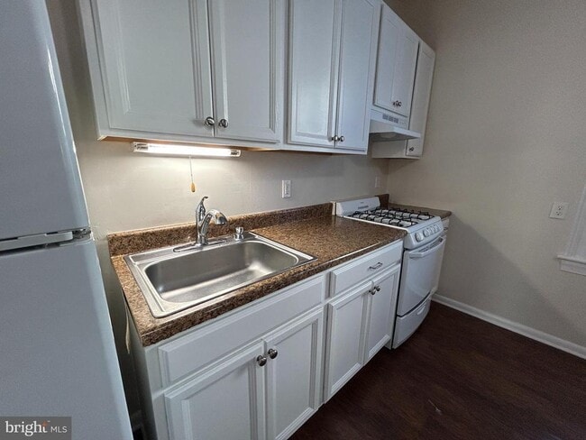 Photo - 534 Park Ave