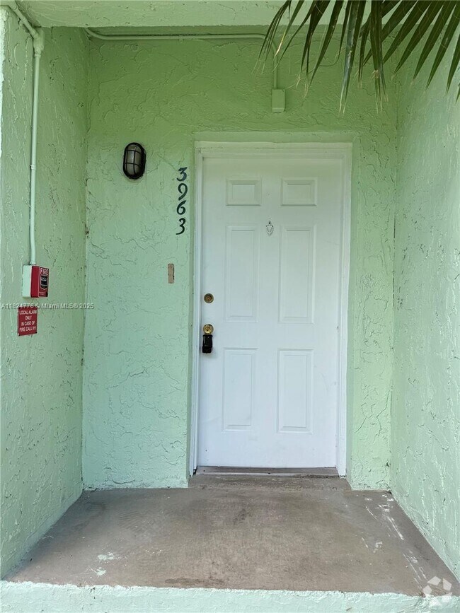 Building Photo - 3963 NW 87th Ave Unit 0 Rental