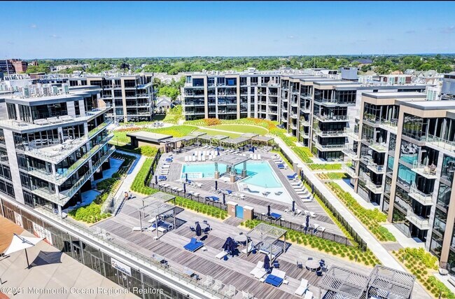 Photo - 15 Morris Ave Condo Unit 611