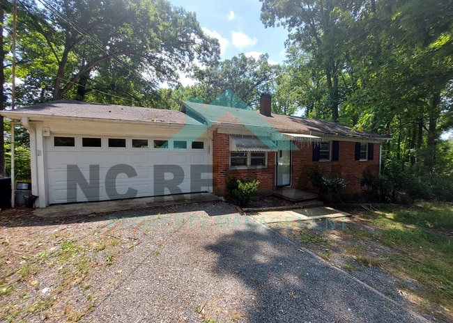 Building Photo - 3818 Edgewood Terrace Rd Rental