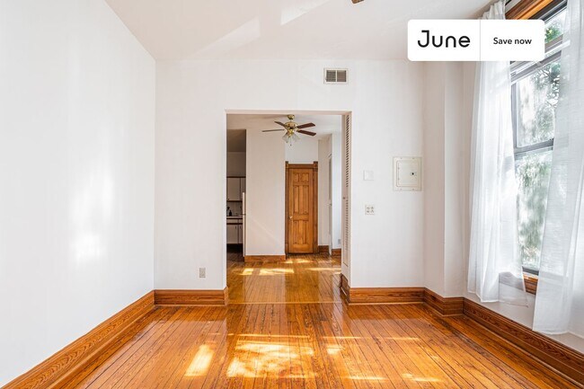 Photo - 3134 N Southport Ave Unit 3R