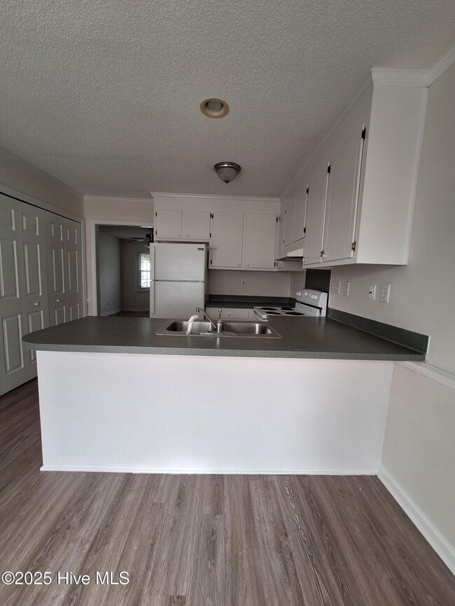 Photo - 3979 Sterling Pointe Dr