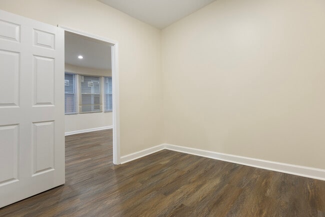 Photo - 10747 S Indiana Ave Unit 2