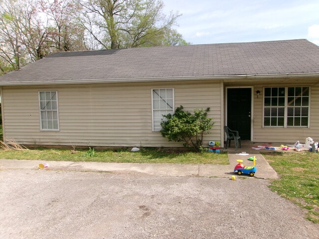 Building Photo - 1059 Fair St