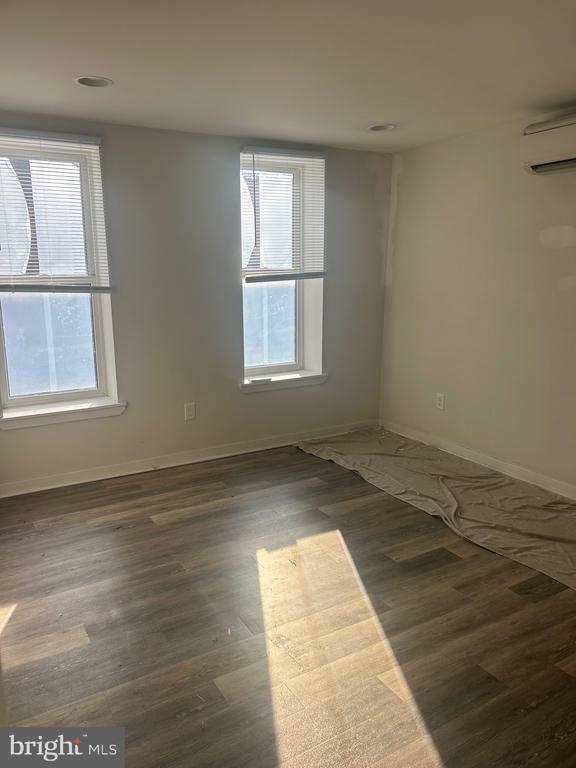 Photo - 501 W Girard Ave Unit 2R