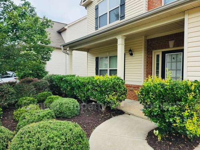 Photo - 265 Meadow Blossom Way