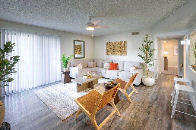 Modelo de sala de estar 2x1 - Solstice CO