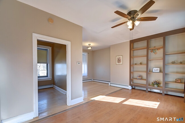 Photo - 26 Greene Ave Unidad A8