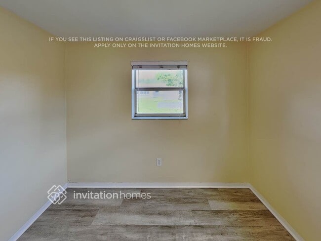 Photo - 6561 Thomas St