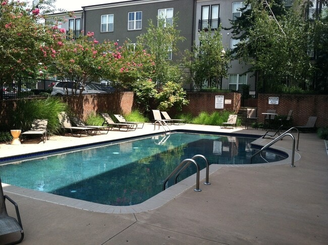 Photo - 730 Walker Square Unit #4A