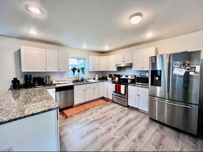 Photo - 5373 Hanyen Dr