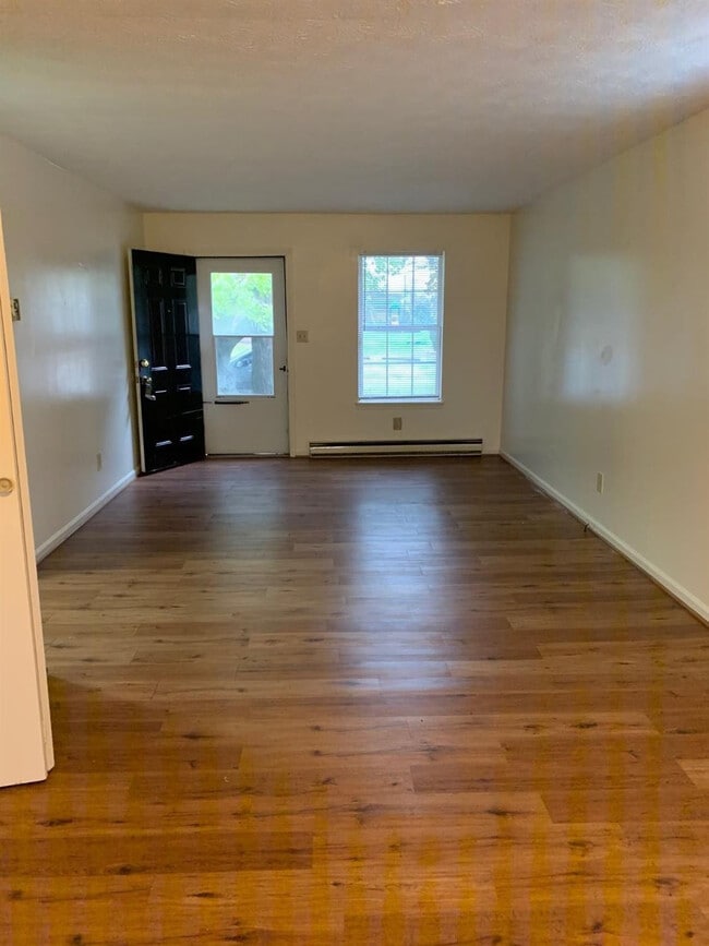 Photo - 143 Towson Way Unit A