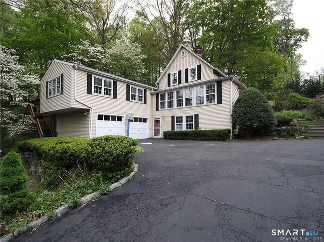 Building Photo - 1286 Long Ridge Rd