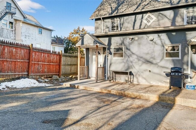 Photo - 21 Elysian Ave