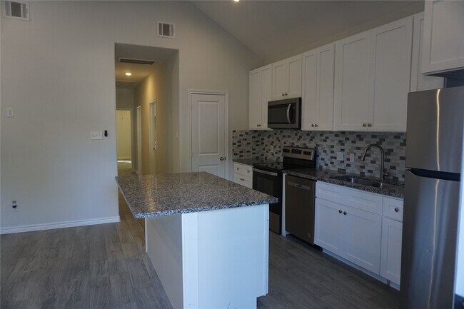 Photo - 9773 Black Gum