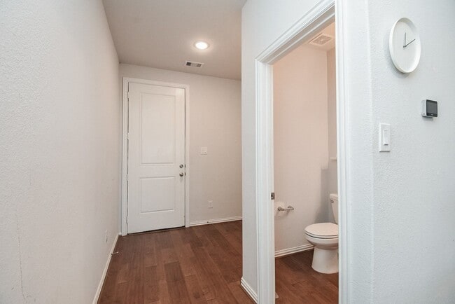 Photo - 27950 Western Crk Ct