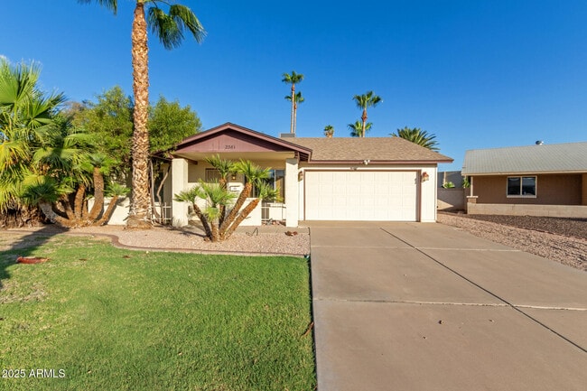 Building Photo - 2361 E Riviera Dr Rental