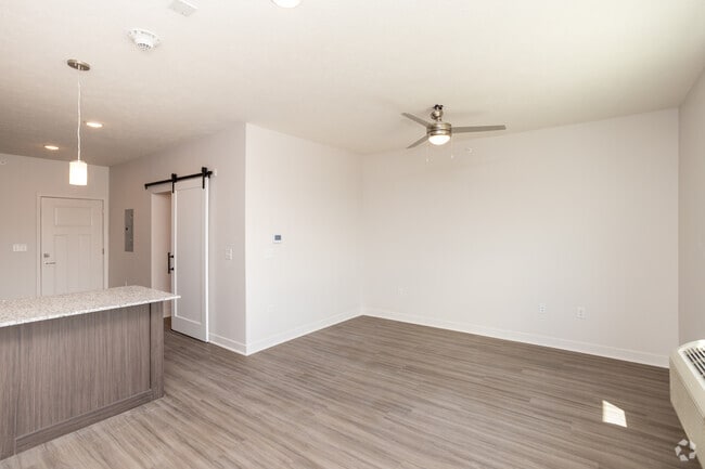 Hyperion - Living Room
