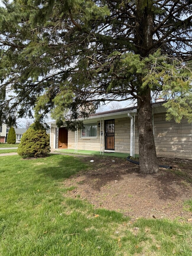 Photo - 3513 Roseway Dr