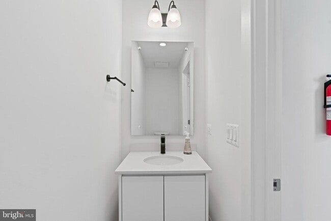 Photo - 2609 Platt Ct NW