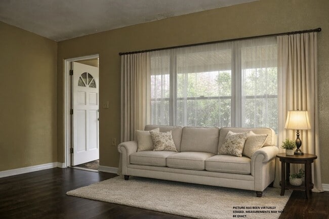 Photo - Beautiful 3bd 2bth Home with patio and large back yard available now! Great Location! Landscaping...