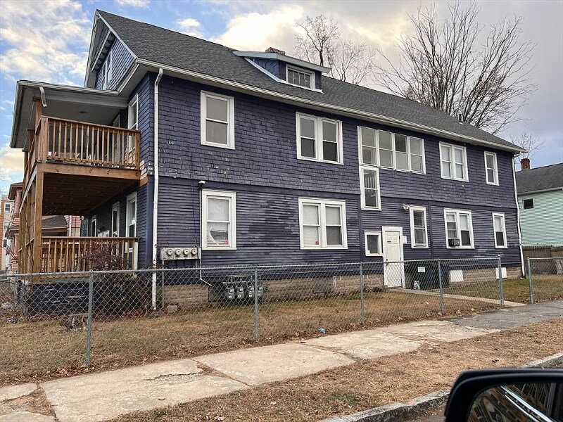 Photo - 310 Oakland St Unidad 1r