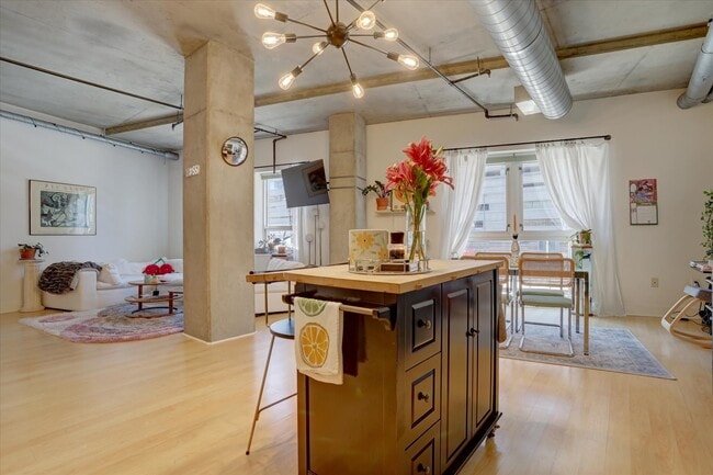 Photo - 1610 Little Raven St Unit 211