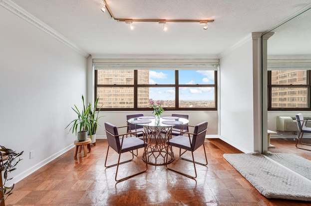 Photo - 7004 JFK Blvd E