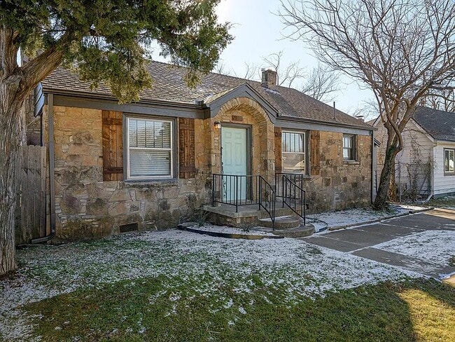 Photo - 2100 NW 33rd St