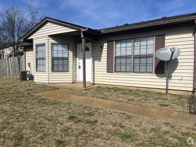 Building Photo - 3306 Chesapeake Cir Rental