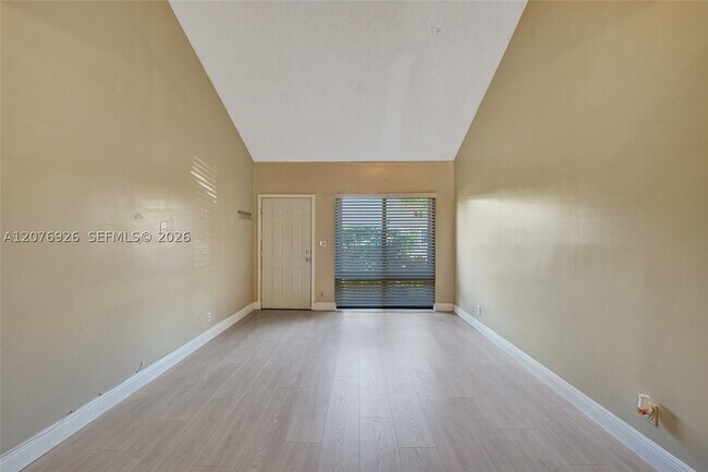 Photo - 11154 NW 37th St