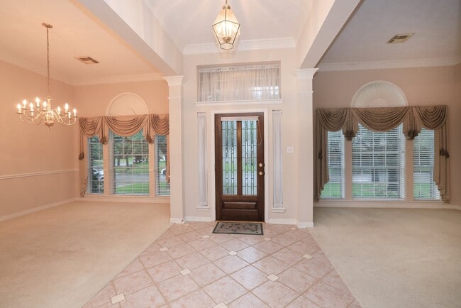 Photo - 17222 Leeside Dr