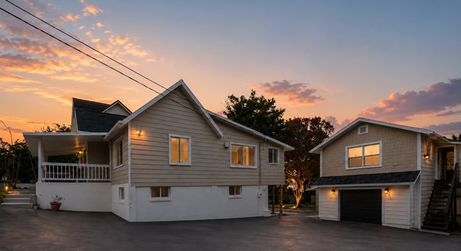 44 Barton Ave Unit 4