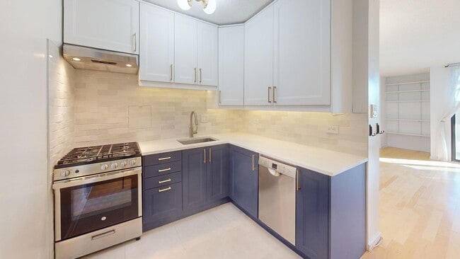 Photo - 240 M St SW Unit E102