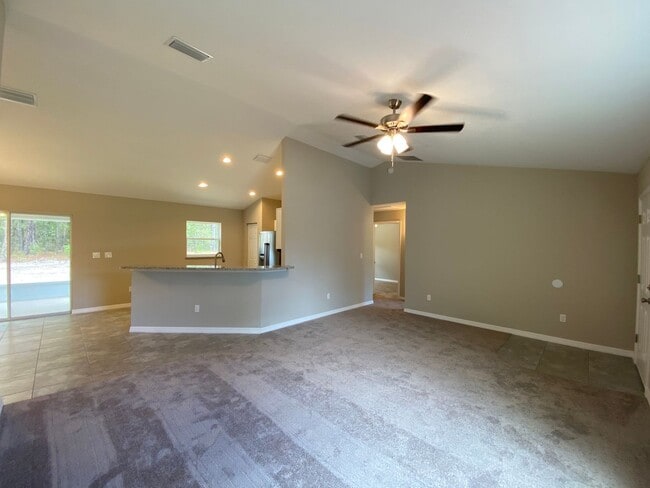 Photo - Desirable SW Ocala Neighborhood 3/2/2 *WON'T LAST*