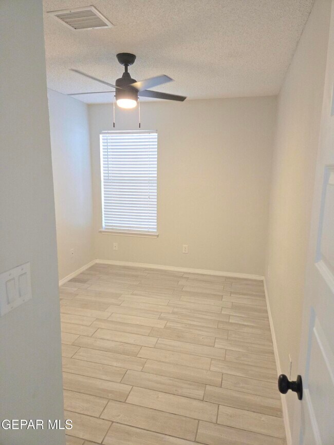 Photo - 3280 Mike Godwin Dr