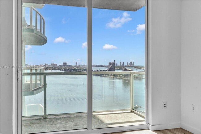 Photo - 1900 N Bayshore Dr Unit 2003