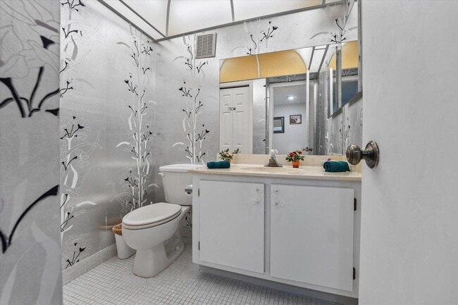 Photo - 16251 Golf Club Rd Unit 312